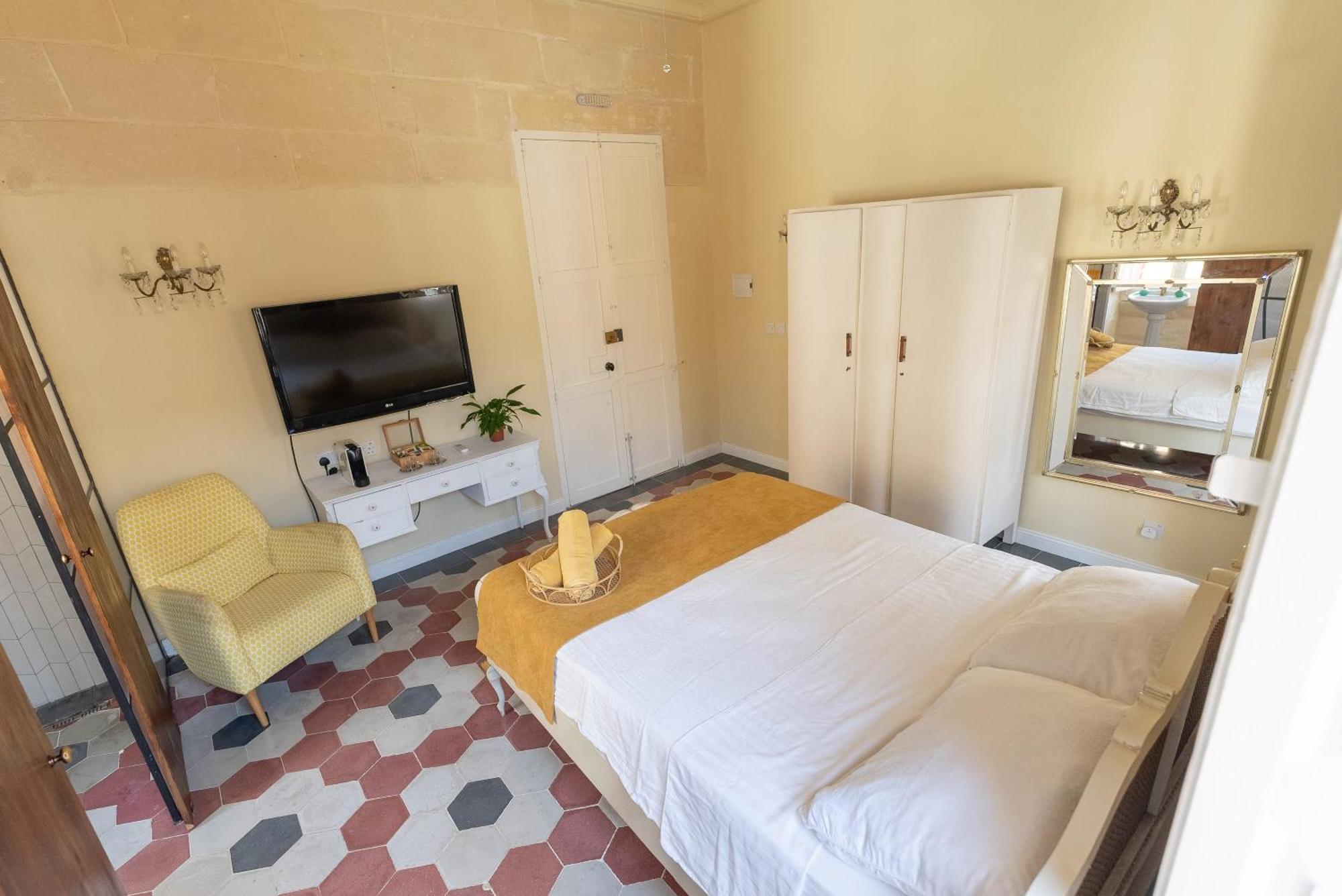 Tinja Bnb 斯利马 外观 照片